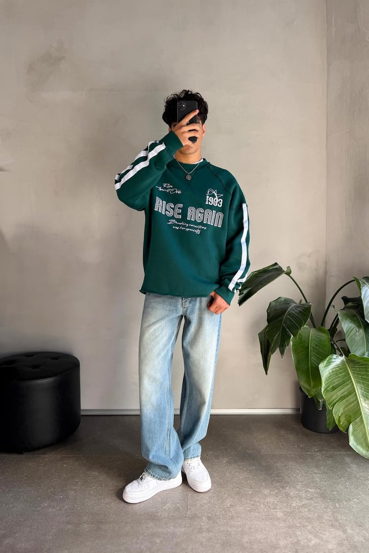 Ters Dikiş Nakışlı Oversize Sweatshirt