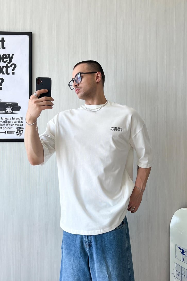 That's The Facts Baskılı Oversize Tişört