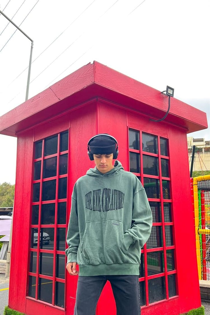 The Eye Creature Nakışlı Yıkamalı Yeşil Oversize Hoodie