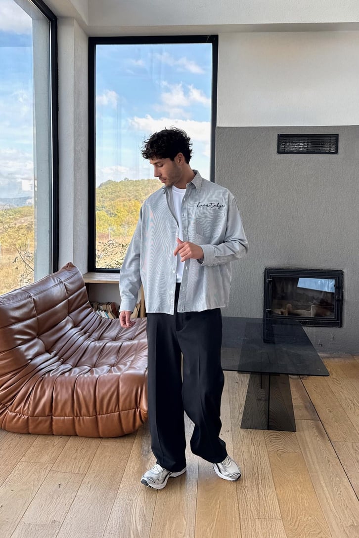 Tokyo Nakışlı Oversize Gömlek