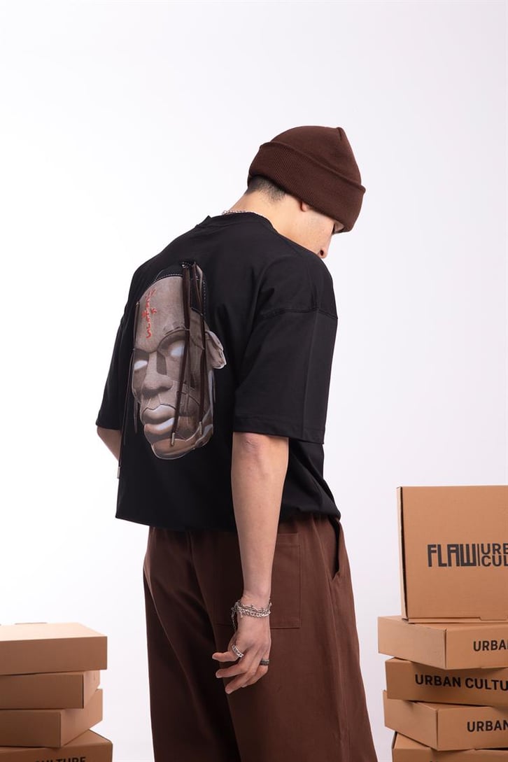 Travis Sırt Baskılı Bağcık Detay Siyah  Oversize Tişört