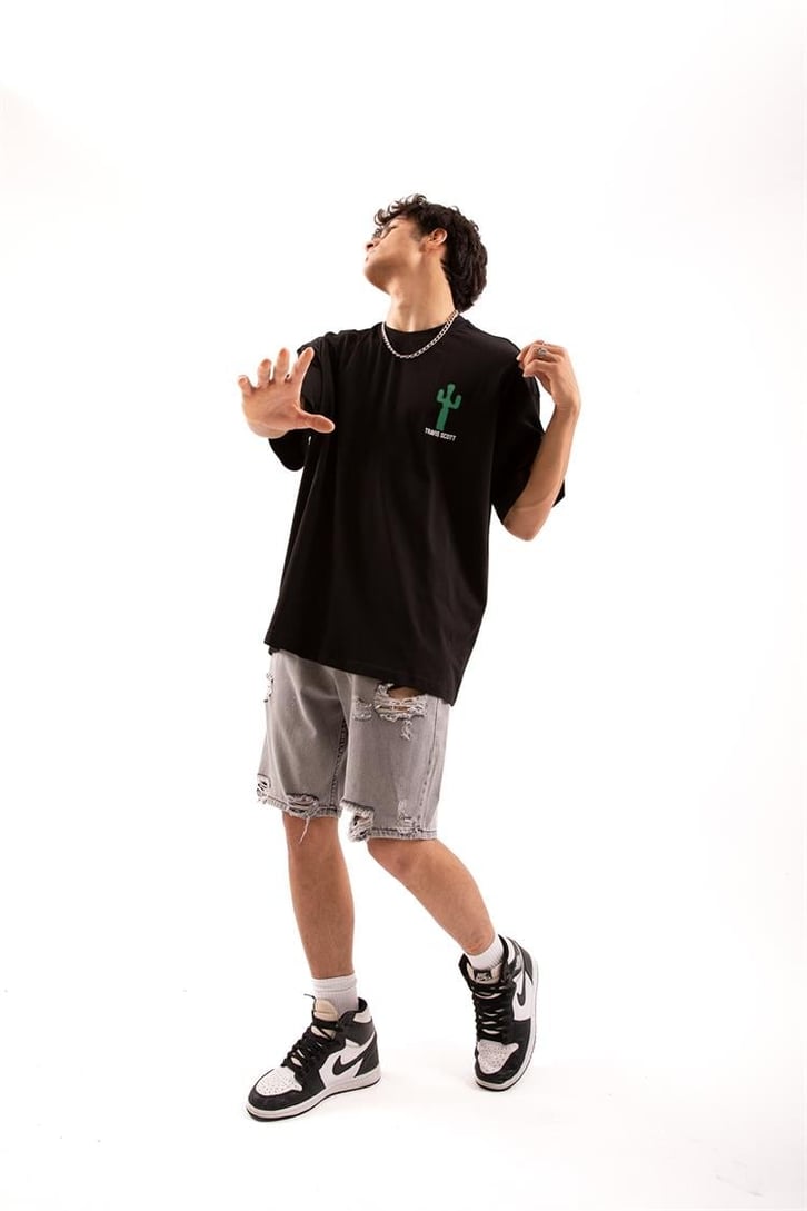 Travis Sırt Baskılı Siyah Oversize Tişört