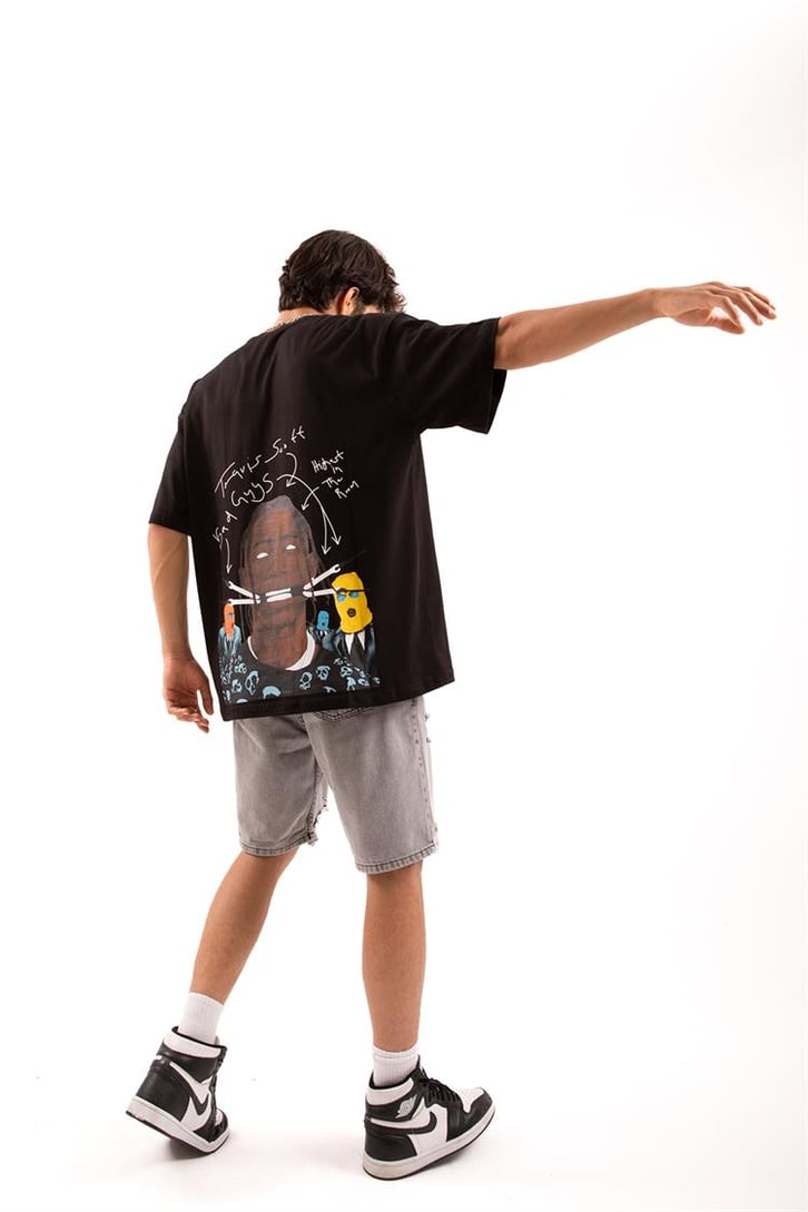 Travis Sırt Baskılı Siyah Oversize Tişört