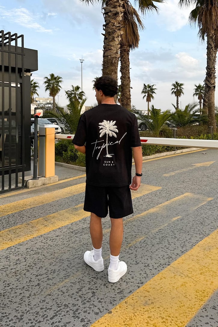 Tropical Sırt Nakış Detay Tişört