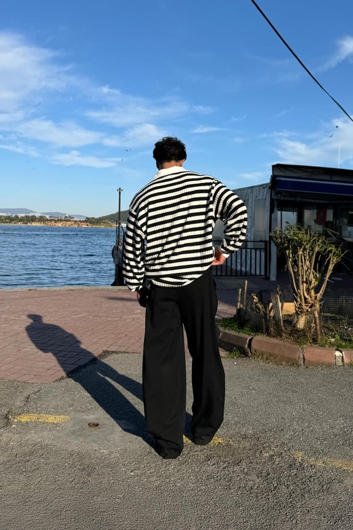 Tüylü Çizgili Polo Yaka Sweatshirt