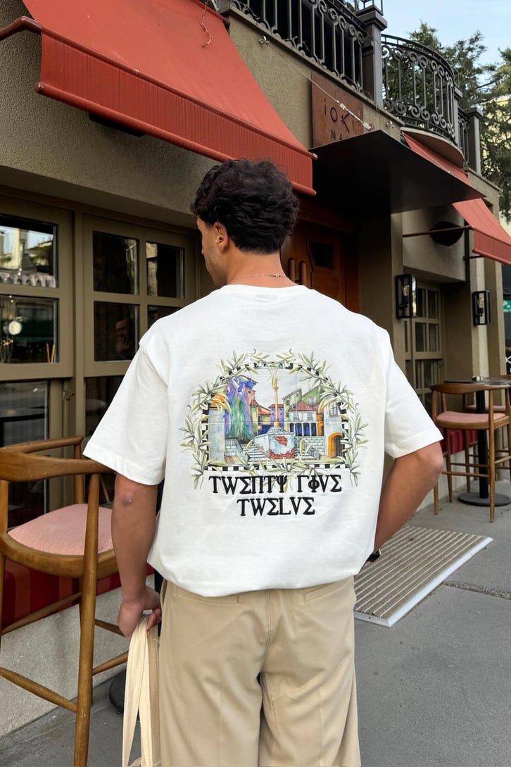 Twent Five Twelve Nakışlı Baskı Detay Tişört