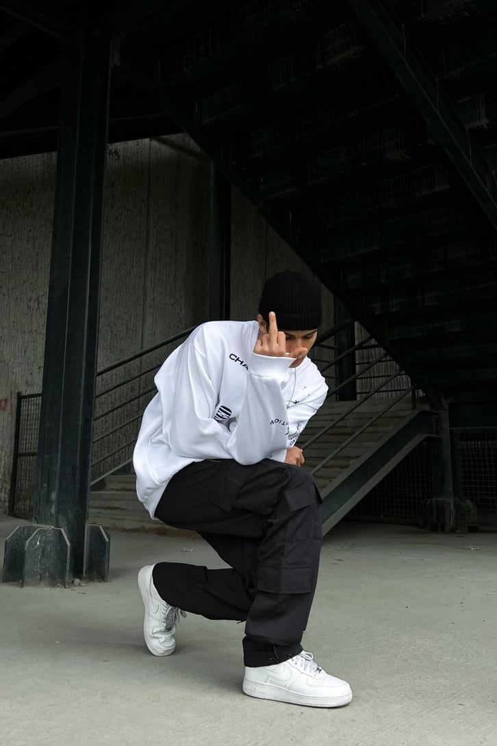 Undefated Baskılı Beyaz Oversize Sweatshirt