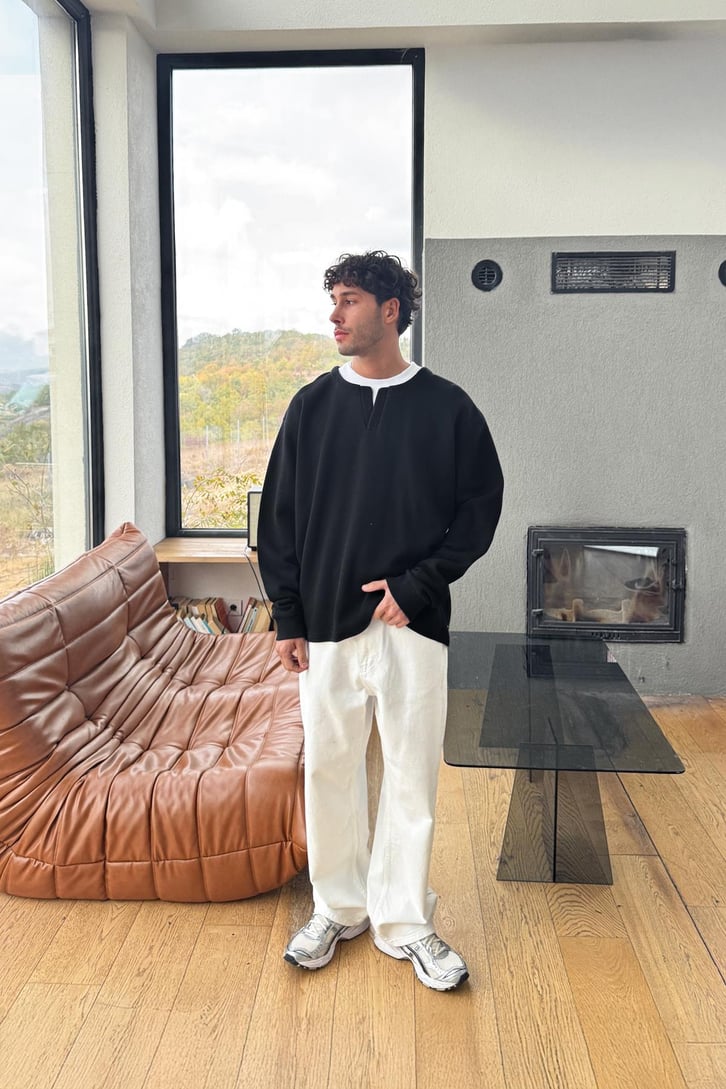 V Yaka Basic Sweatshirt