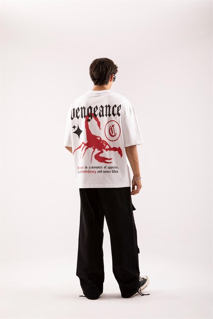 Vengeance Baskılı Beyaz Oversize Tişört