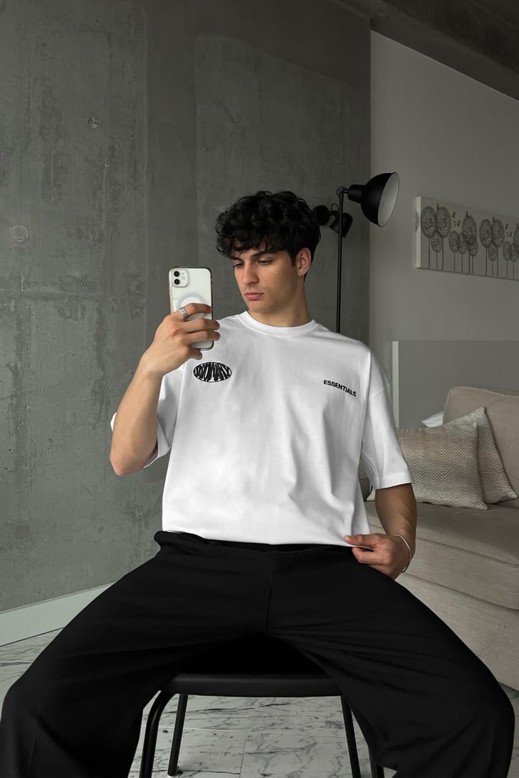 Visionary Baskılı Beyaz Oversize Tişört