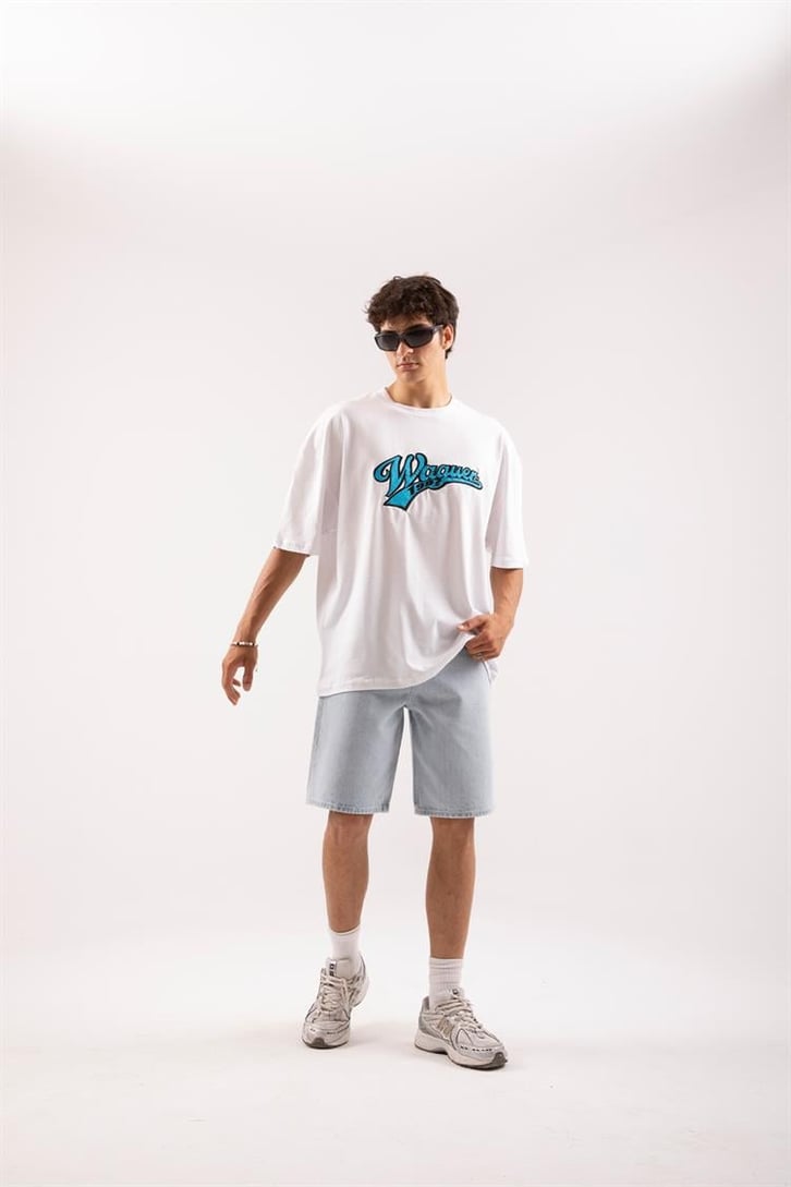 Waguer Nakışlı Beyaz Oversize Tişört