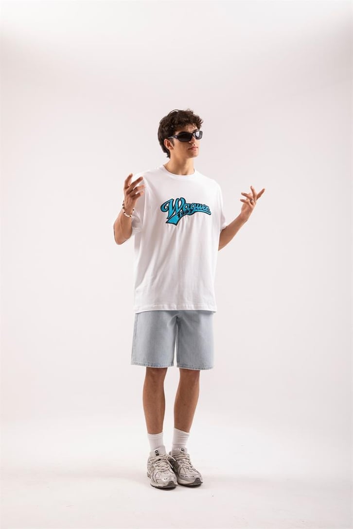 Waguer Nakışlı Beyaz Oversize Tişört