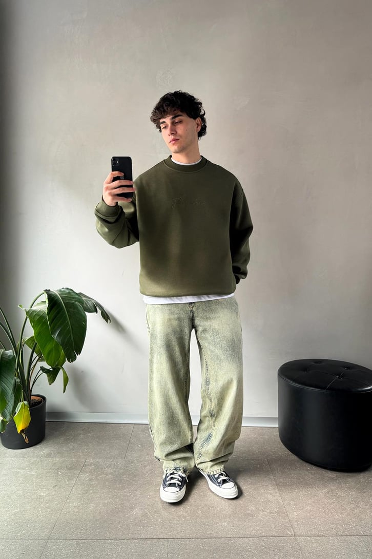 Waste Never Sırt Nakışlı Oversize Sweatshirt