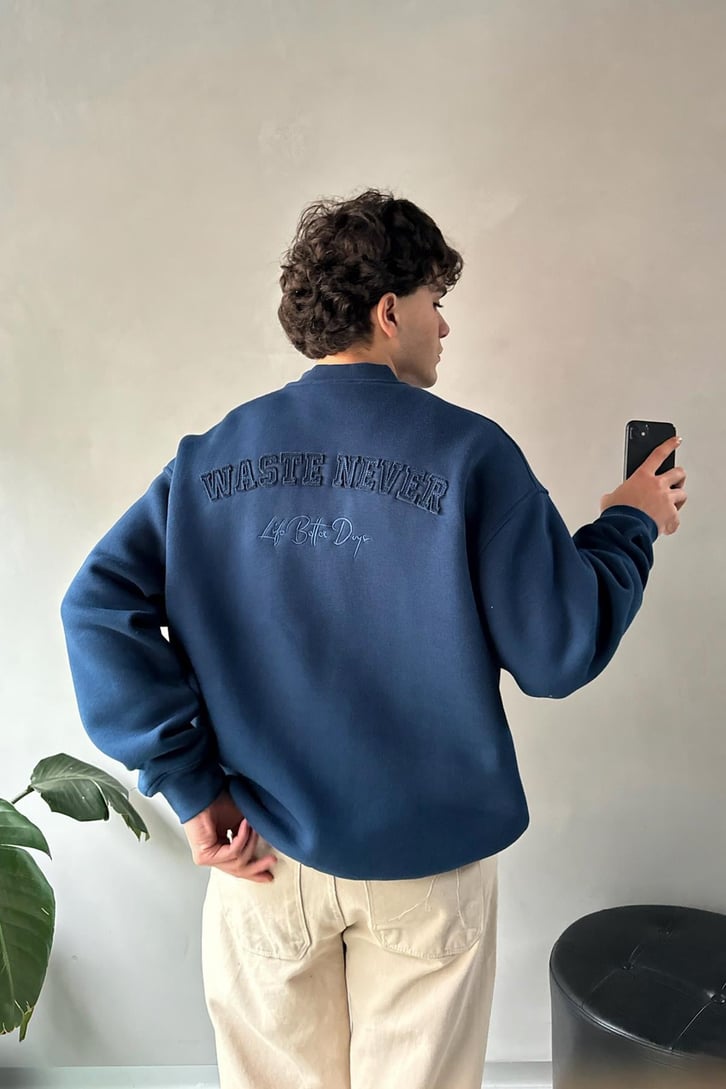 Waste Never Sırt Nakışlı Oversize Sweatshirt