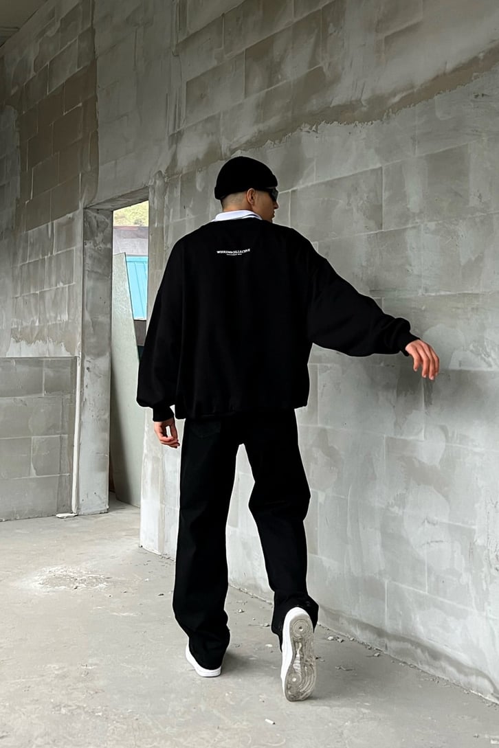Weekend Collective Baskılı Siyah Oversize Sweatshirt