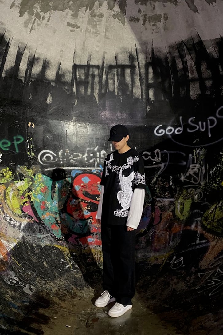 White Angel Oversize Black Tshirt