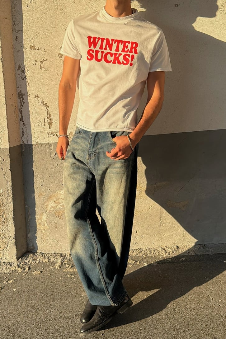 Winter Sucks Boxy Fit Tişört