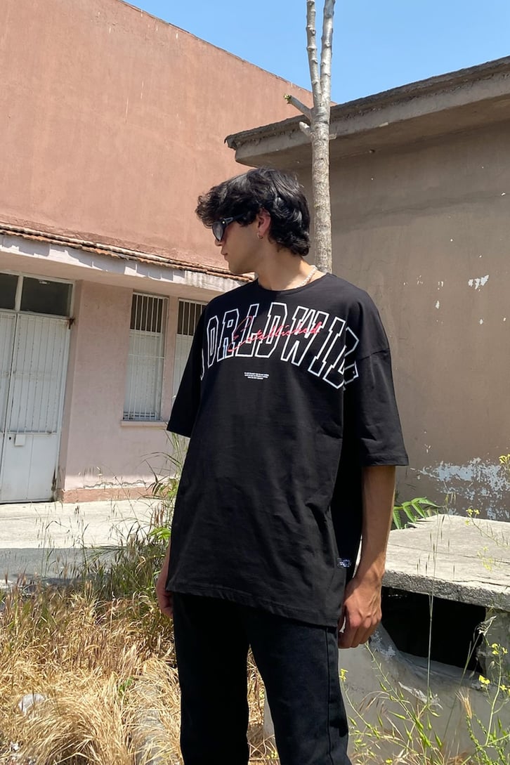 World Wide Baskılı Oversize Tshirt