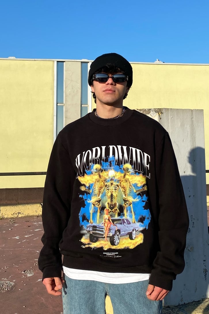 World Wide Front Printed Oversize Sweatshirt