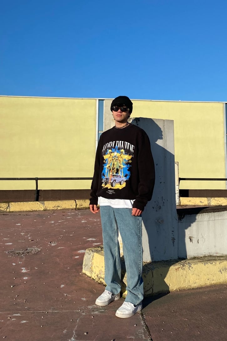 World Wide Front Printed Oversize Sweatshirt