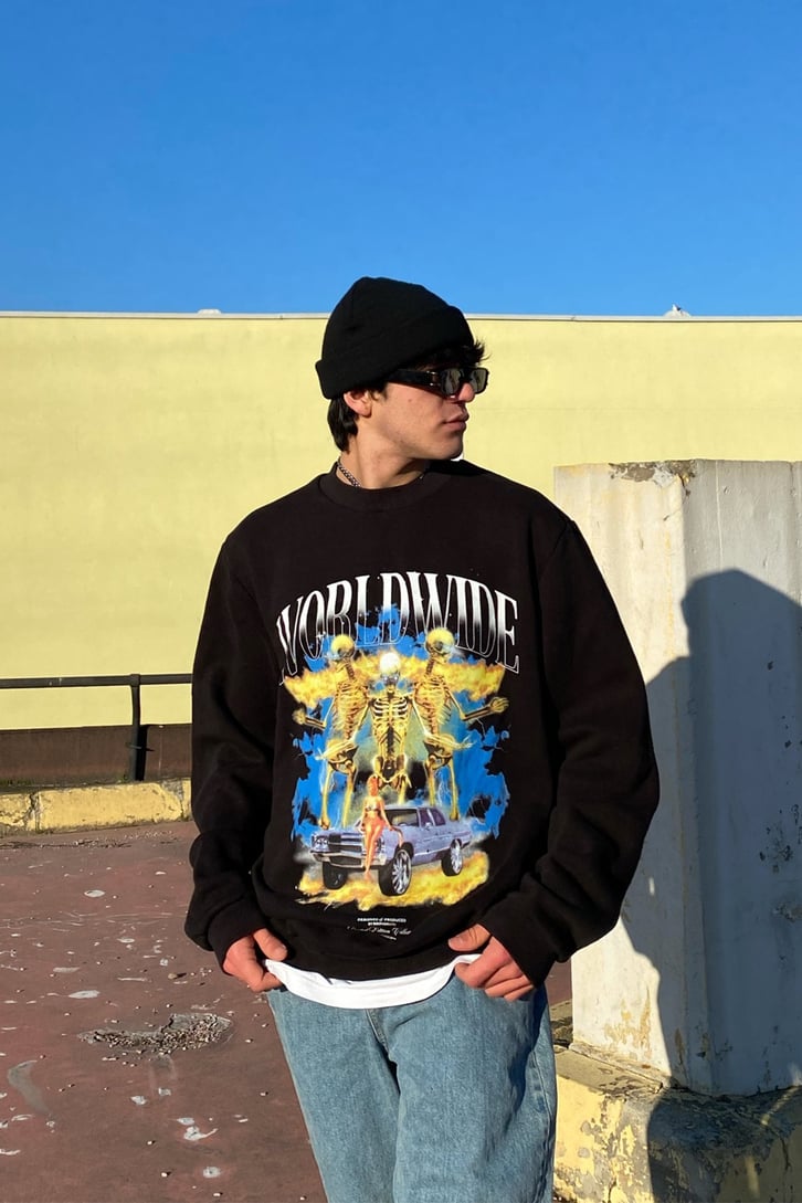 World Wide Front Printed Oversize Sweatshirt