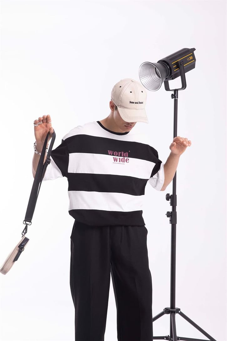 Worldwide Çizgili Siyah Oversize Tişört