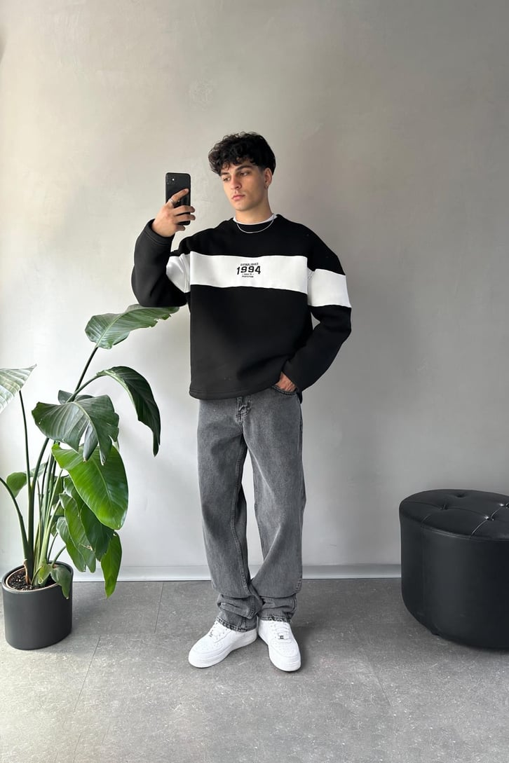 Writing Nakışlı Bisiklet Yaka Sweatshirt