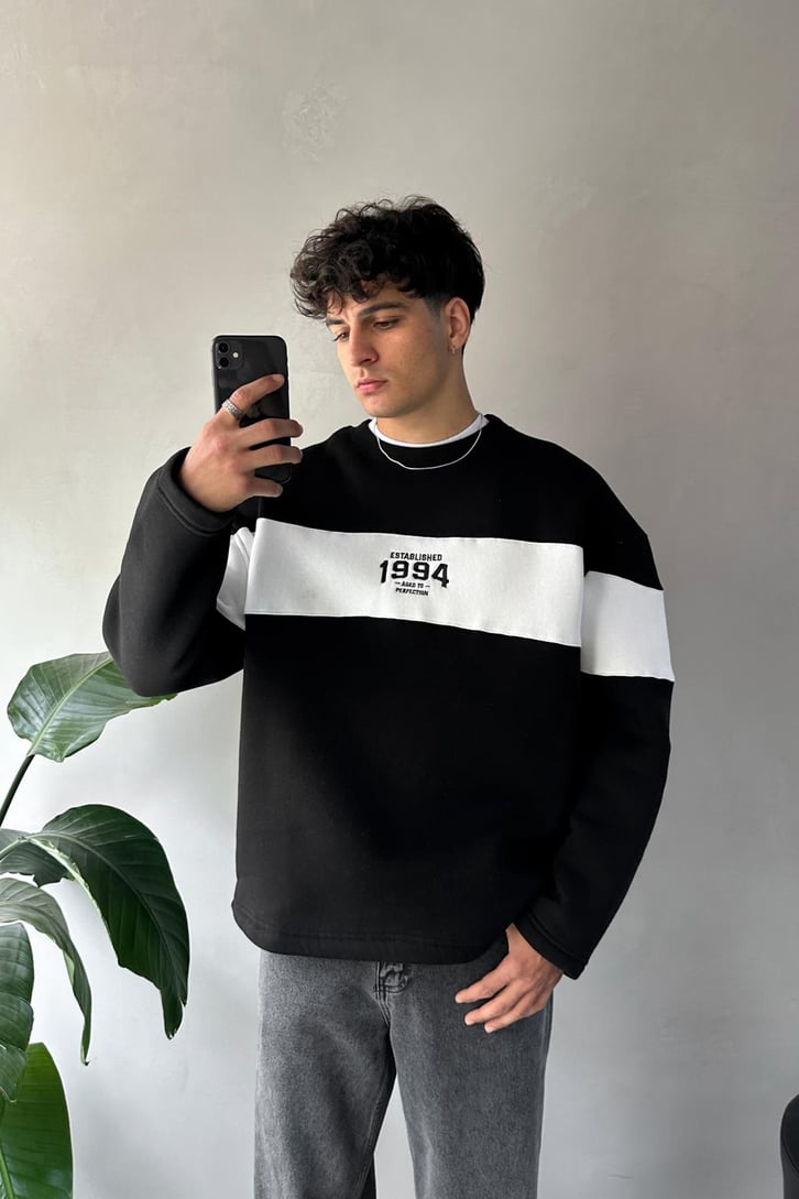 Writing Nakışlı Bisiklet Yaka Sweatshirt
