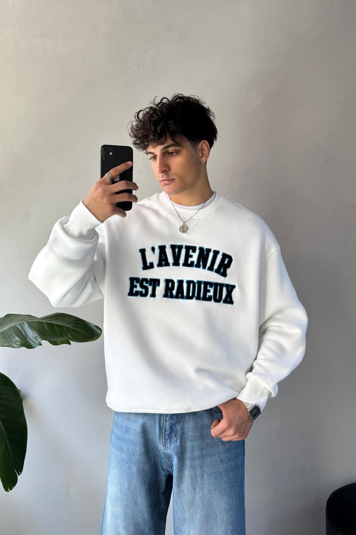 Writing Nakışlı Bisiklet Yaka Sweatshirt