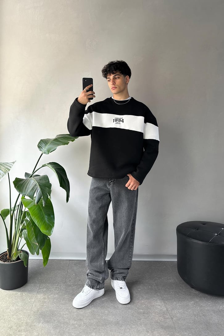 Writing Nakışlı Bisiklet Yaka Sweatshirt