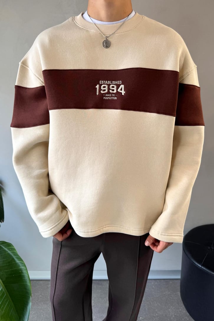 Writing Nakışlı Bisiklet Yaka Sweatshirt