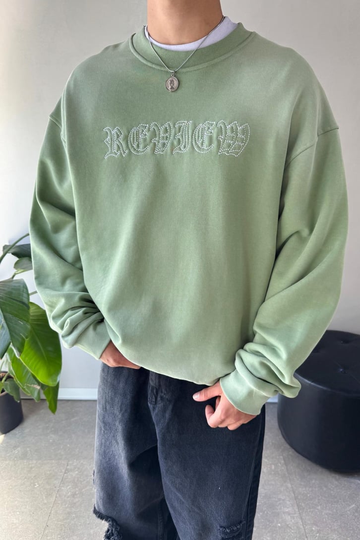 Writing Nakışlı Oversize Bisiklet Yaka Sweatshirt