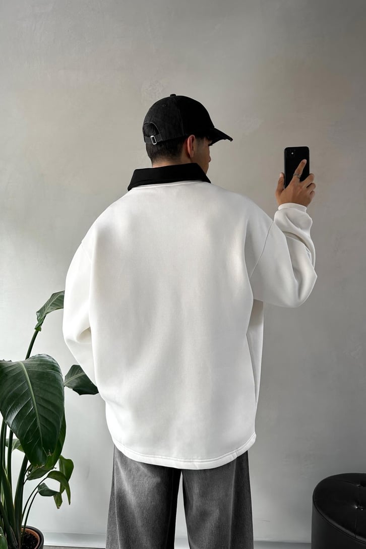 Writing Nakışlı Polo Yaka Sweatshirt