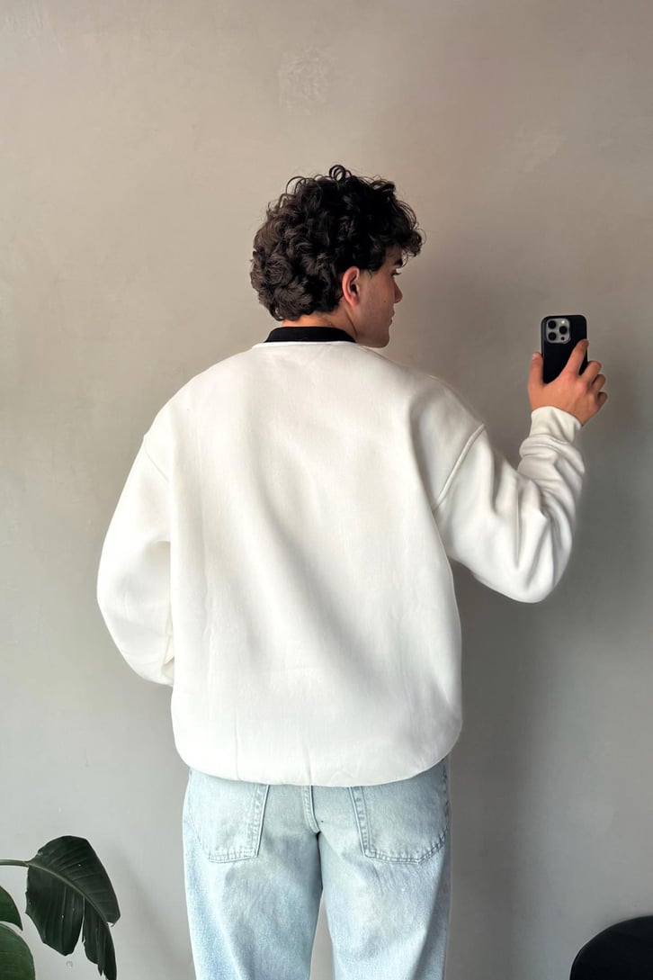 Yaka Garnili Lawn Hoopers Nakışlı Sweatshirt