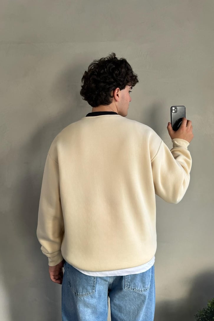 Yaka Garnili Lawn Hoopers Nakışlı Sweatshirt