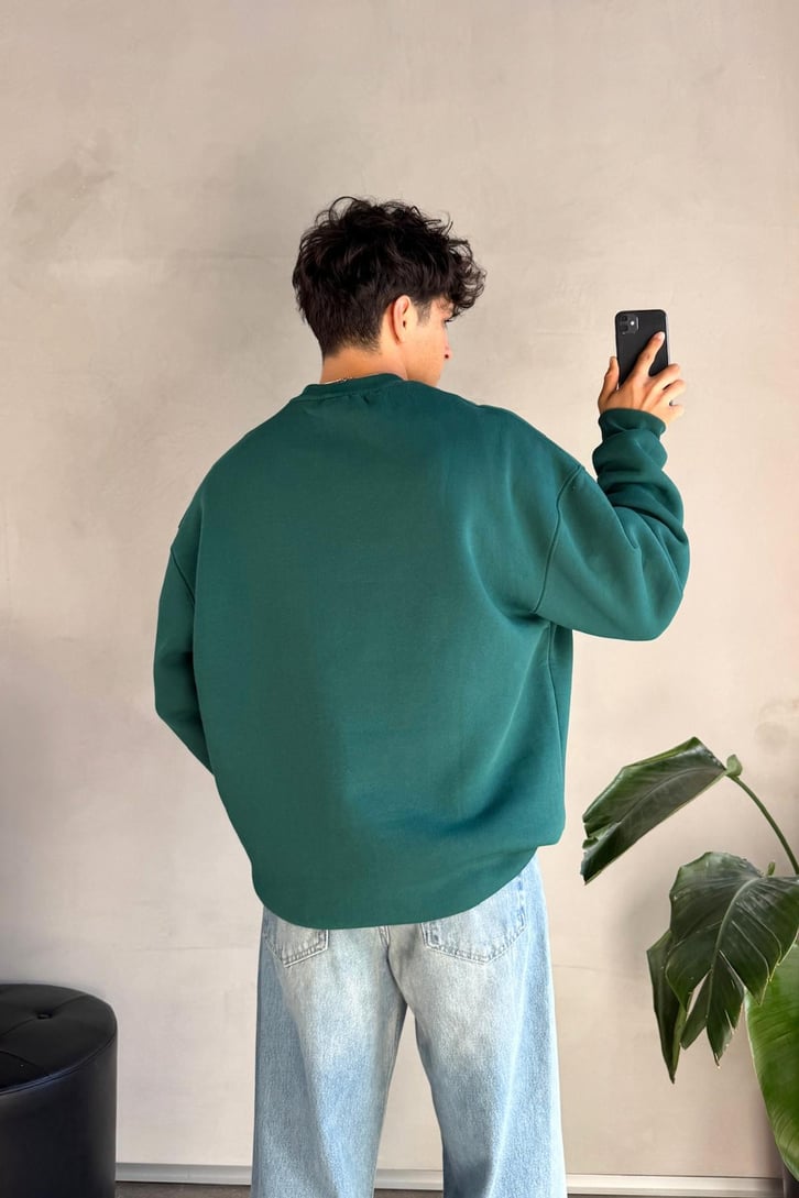 Yaka Nakışlı Oversize Sweatshirt