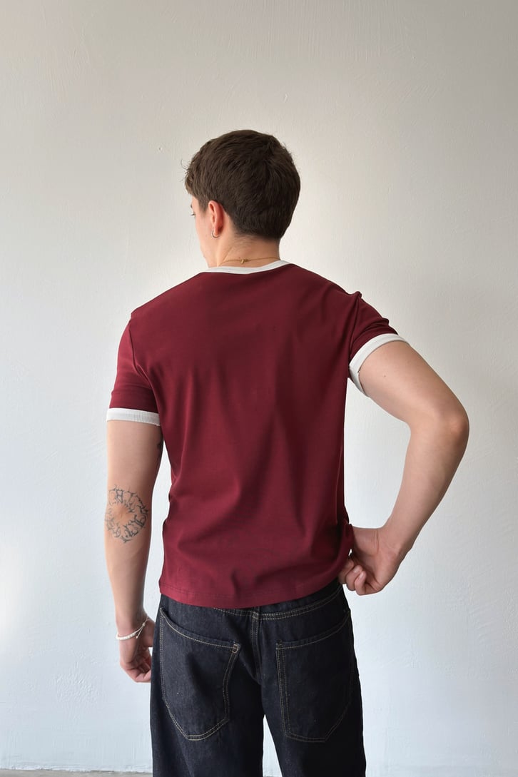 Yaka Ribanalı Basic Tişört
