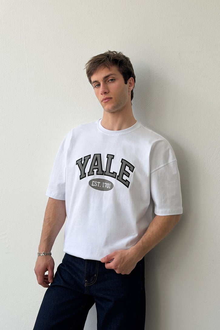 Yale Nakışlı Tişört