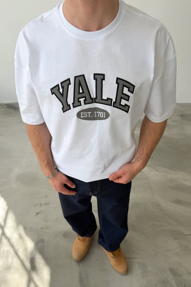 Yale Nakışlı Tişört