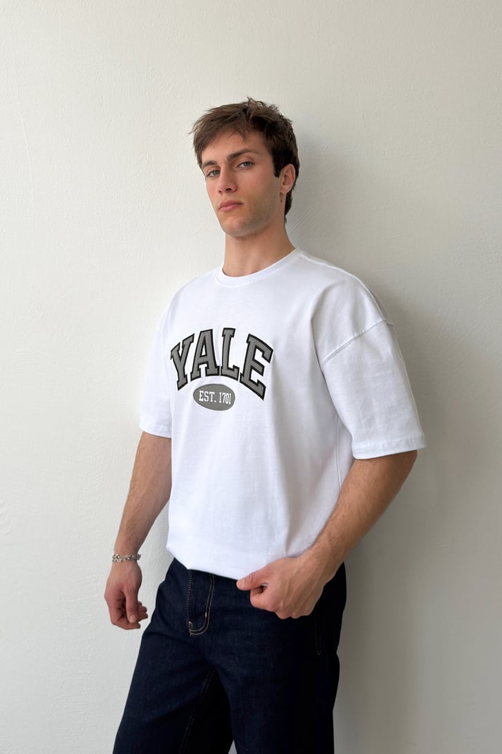 Yale Nakışlı Tişört