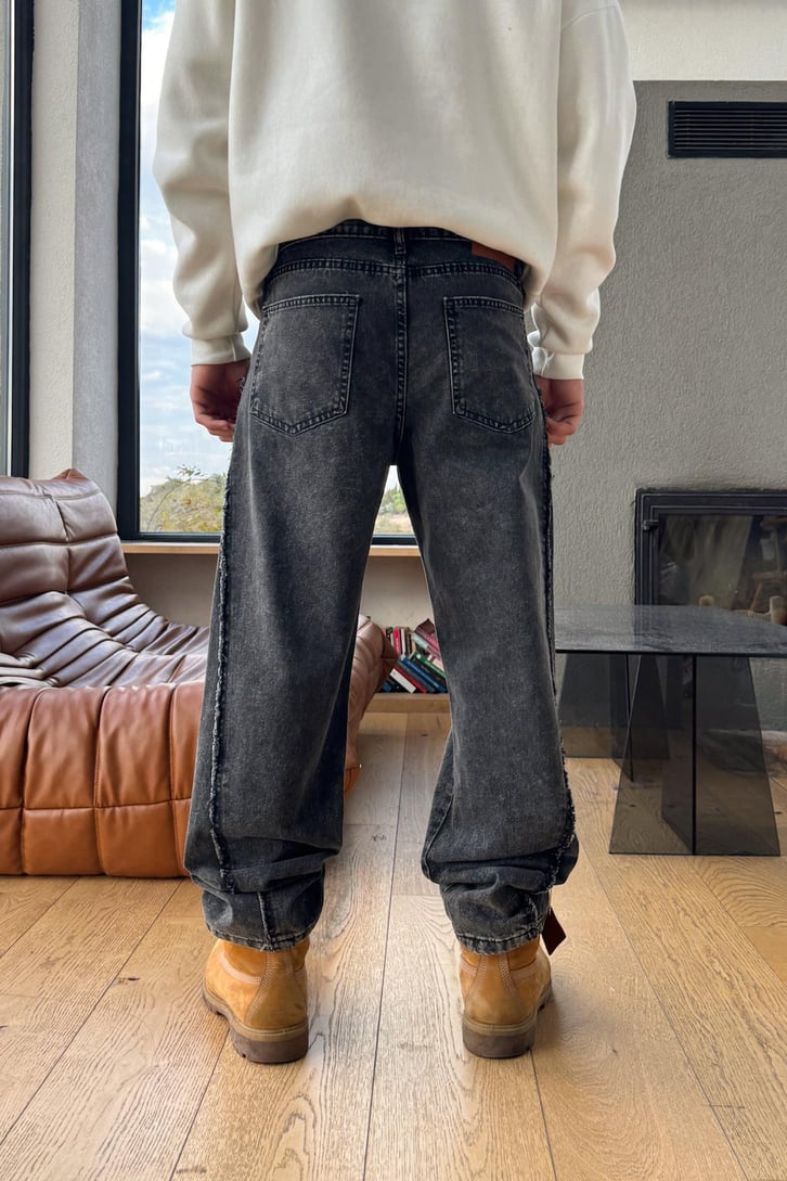Yan Detay Regular Jean