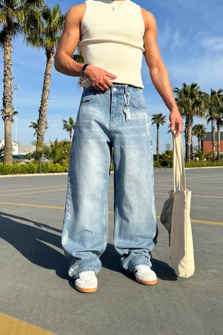 Yan Eskitme Detay Baggy Jean