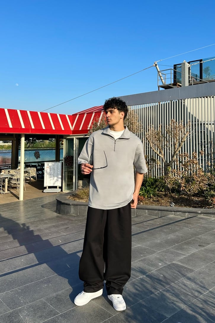Yarım Fermuarlı Gri Oversize Tişört