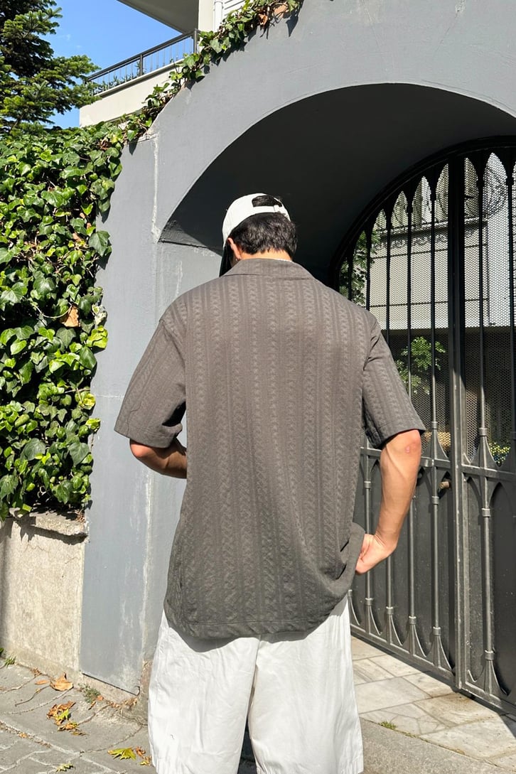 Yazlık Örgü Dokulu Oversize Kısa Kol Gömlek