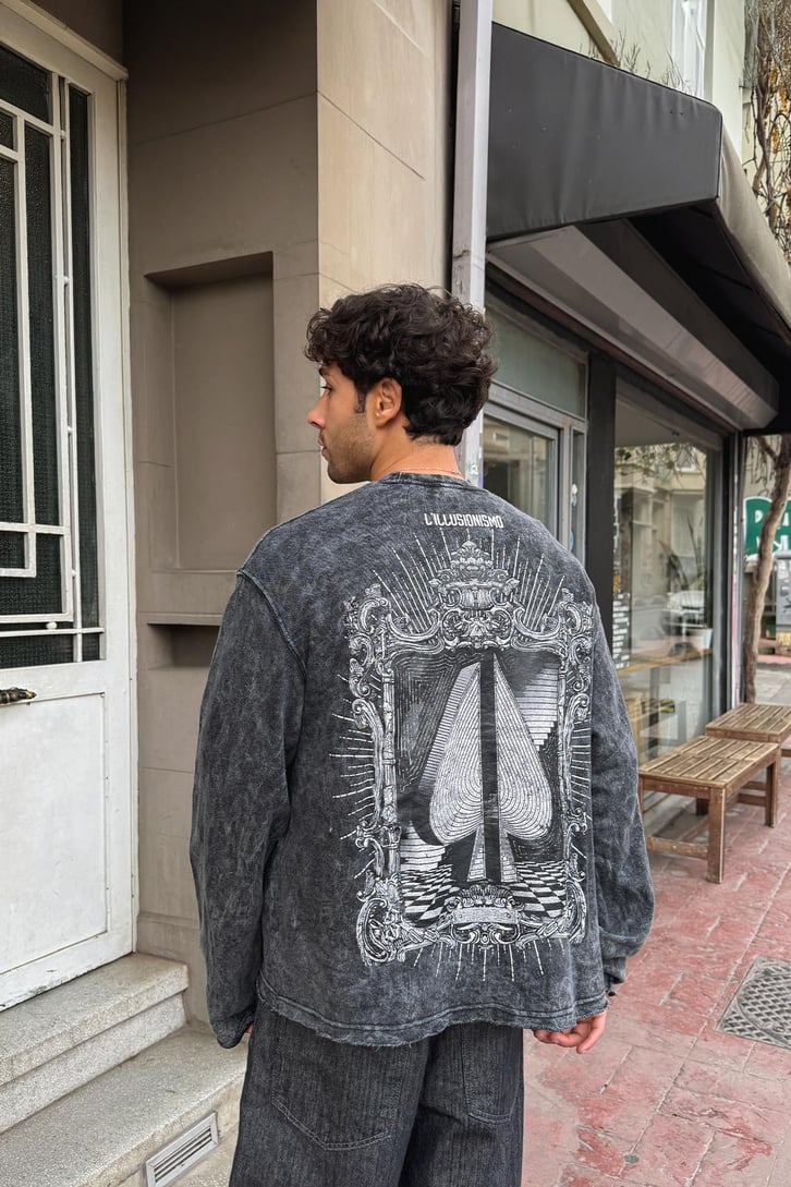 Yıkamalı Illusıon Baskılı Sweatshirt
