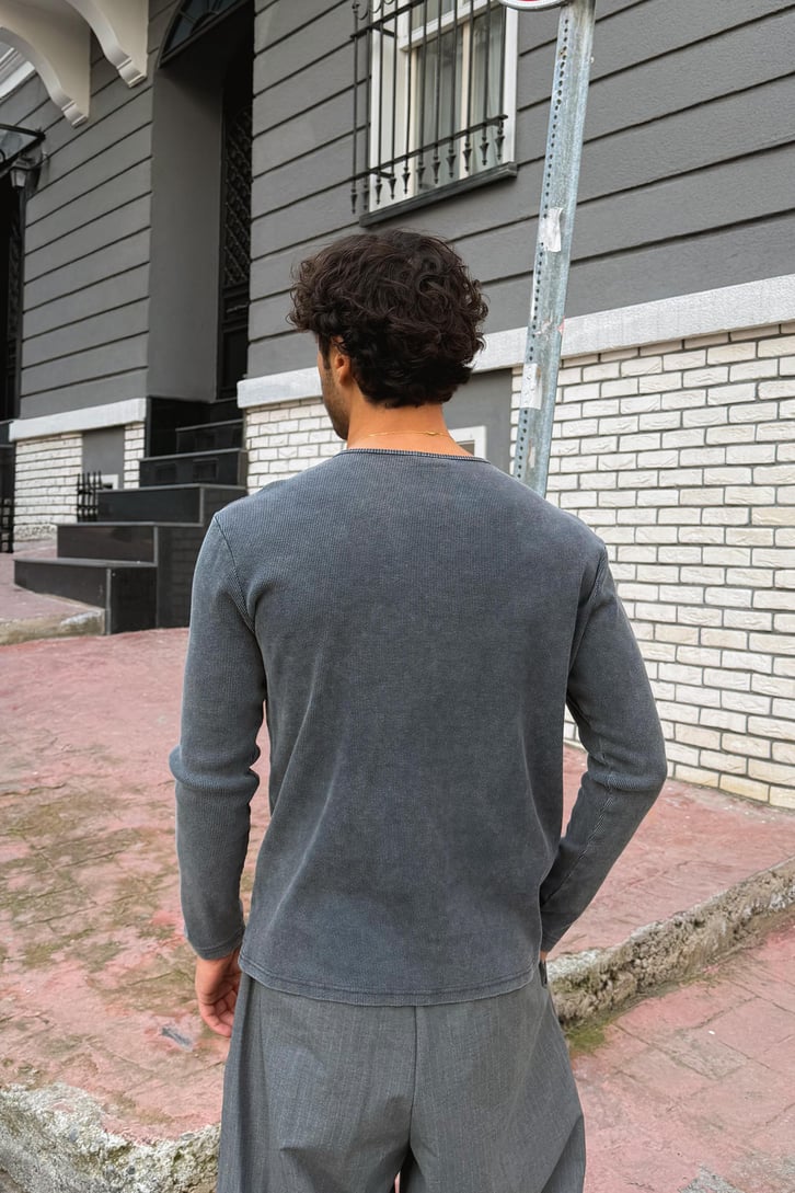 Yıkamalı Uzun Kollu Tişört