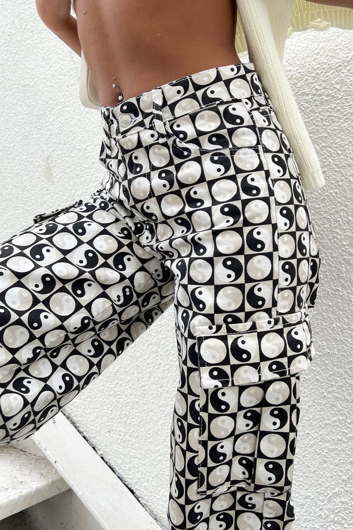 Yin Yang Desen Krem Baggy Jean