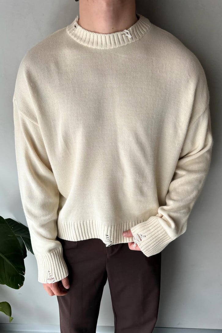 Yırtık Model Basic Kazak