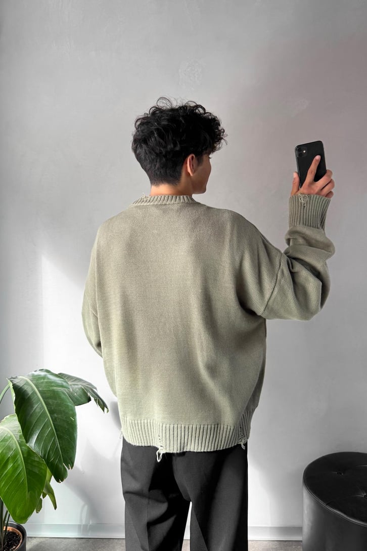 Yırtık Model Bisiklet Yaka Oversize Kazak