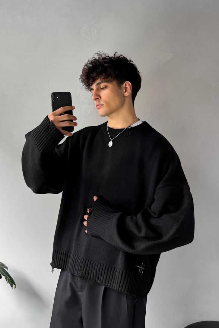 Yırtık Model Bisiklet Yaka Oversize Kazak